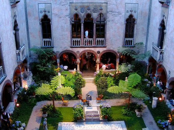 isabella stewart gardner museum indoor